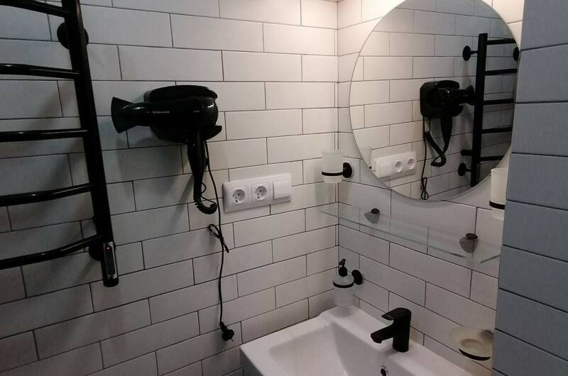 Трехместная комната с удобствами (№ 11)