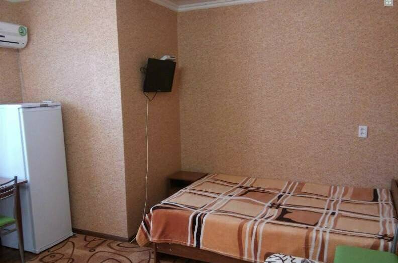 3-х местный с кухней перед номером