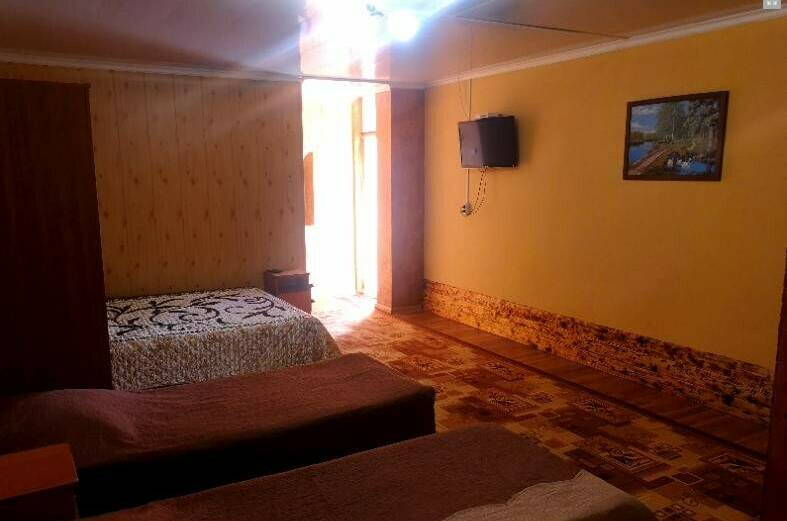 4-х местная студия с кухней в номере 32кв