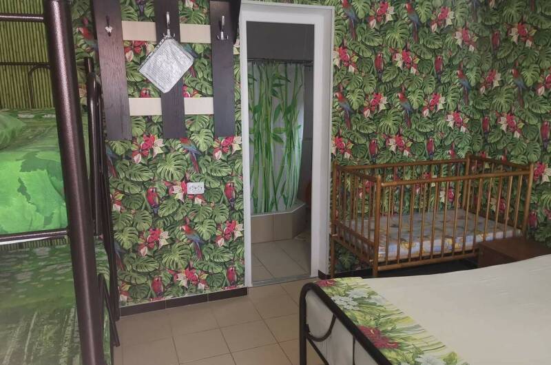 Двухкомнатный семи местный номер с кухней