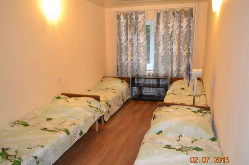 «Эконом» трехместный