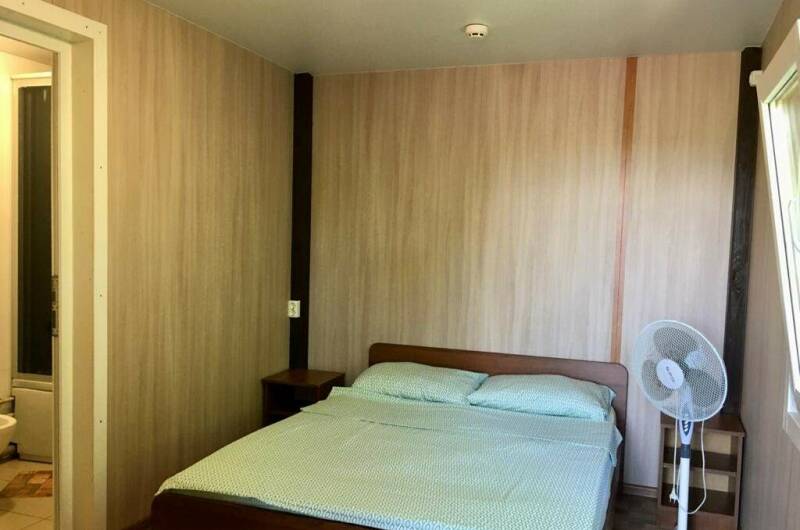 Двухместный с двуспальной кроватью и вентилятором