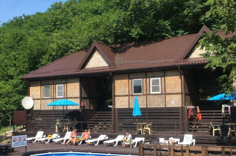 Двухместный номер с 2 доп. местами 1 ЭТАЖ