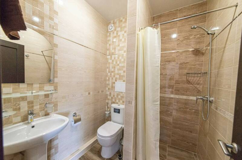 Люкс трехместный с балконом 2 корпус