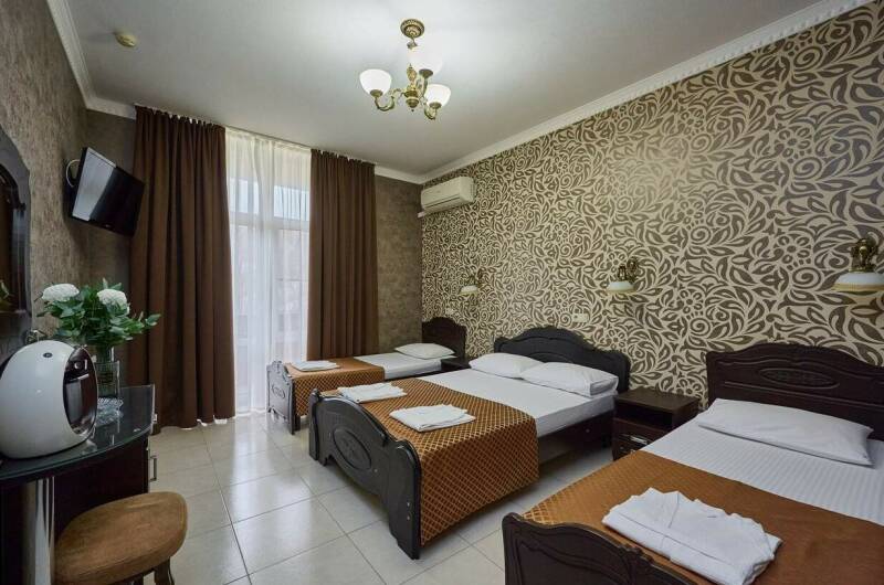 Люкс 4-местный с балконом, к. Палермо