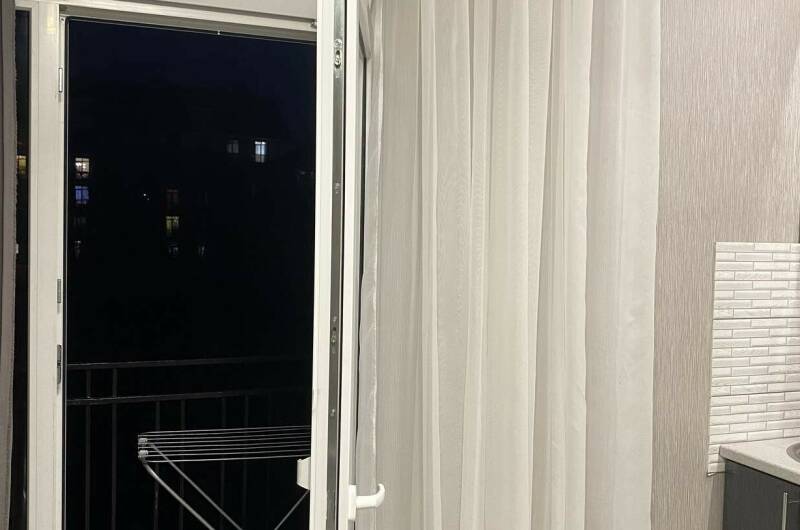 Студия с балконом и раздельными кроватями