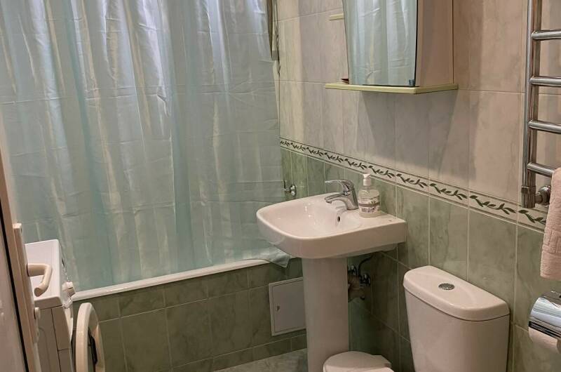 Студия с отдельным входом на 2 этаже