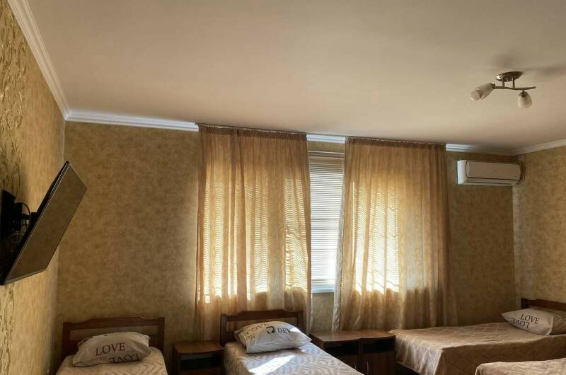 Студия с отдельным входом на 2 этаже