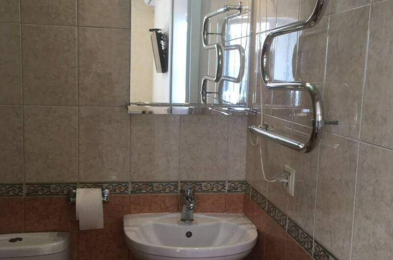 Номер с 2 кроватями и раскладным диваном