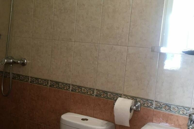 Номер с 2 кроватями и раскладным диваном