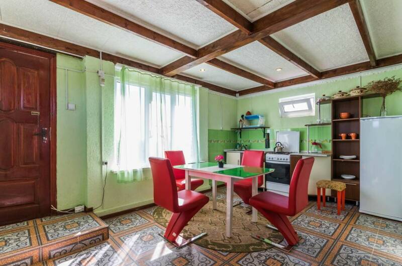 Студия с кухней