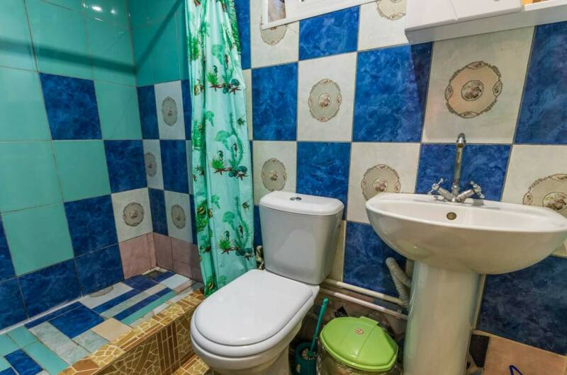 Двухкомнатный номер первый этаж с кухней