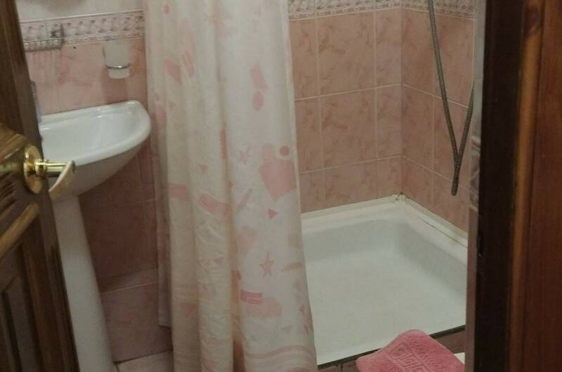 № 3 С выходом на общий балкон, боковой вид на море