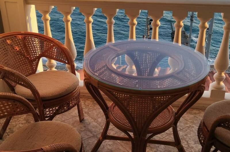 № 5 С балконом на море