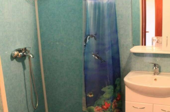 Двухместный номер с двумя доп местами (№ 4)