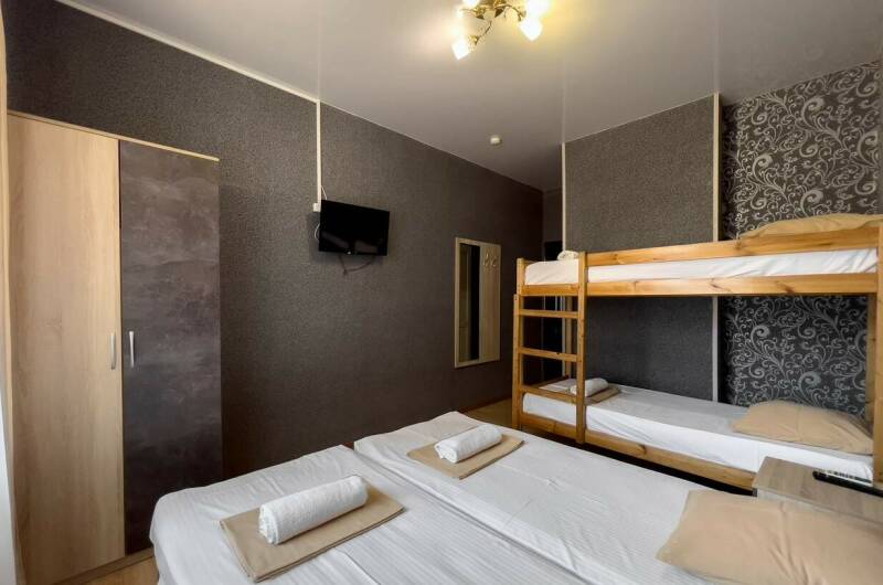 Четырехместный номер стандарт