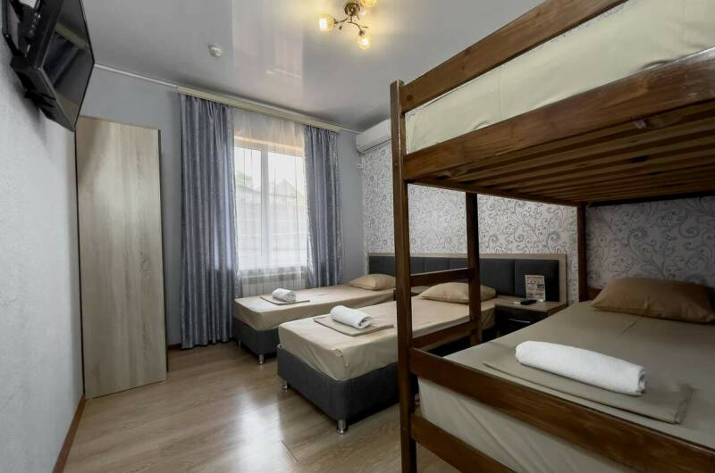 Четырехместный номер стандарт