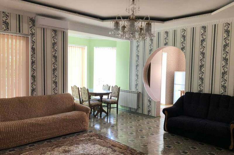 Апартаменты трехкомнатные