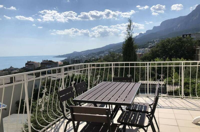 Апартаменты трехкомнатные