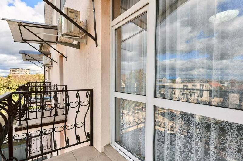 Однокомнатный с кухней