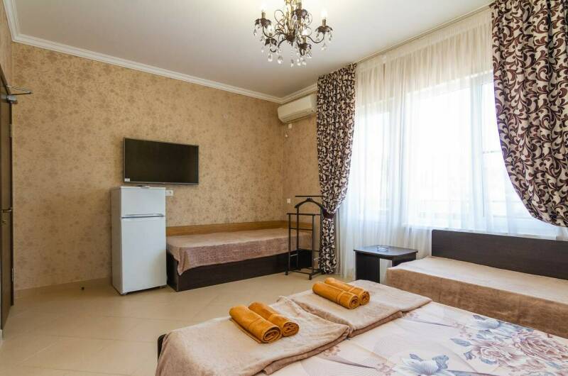 4-х местный номер с балконом с видом на море