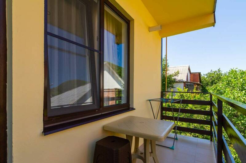 4-местный номер с балконом