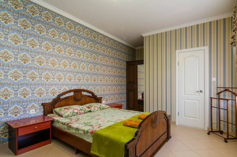 4-местный номер с балконом