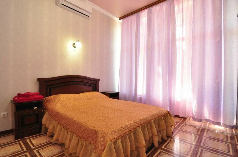 Пятиместный 2х-комнатный с балконом и кухней