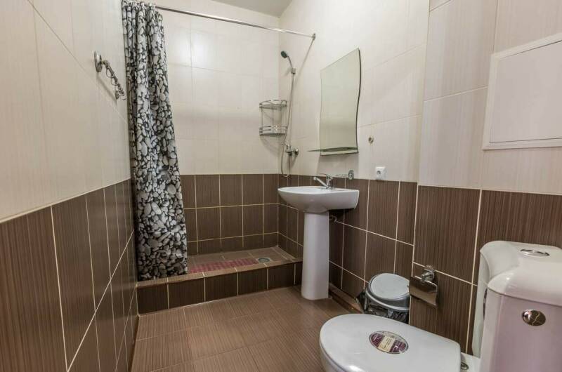 Пятиместный 2-х комнатный номер на первом этаже