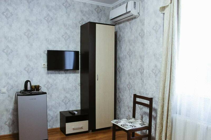 № 6 Четырехместный номер с доп. местом (2 этаж)