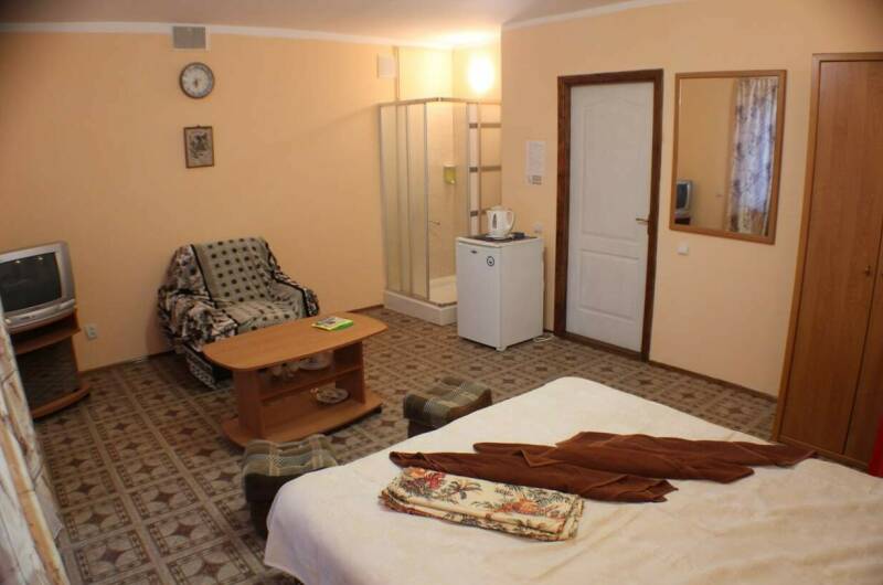 3-х местный с несовмещенным WC номер № 4