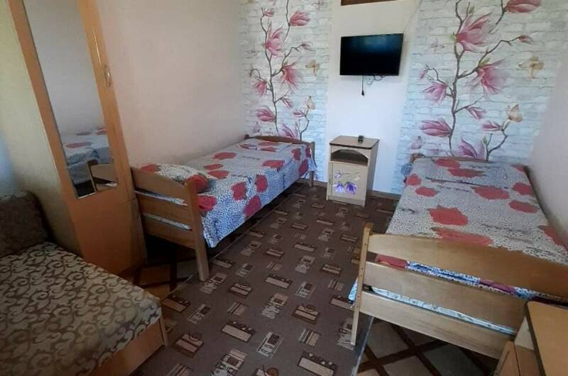 Двухместный номер с удобствами на этаже