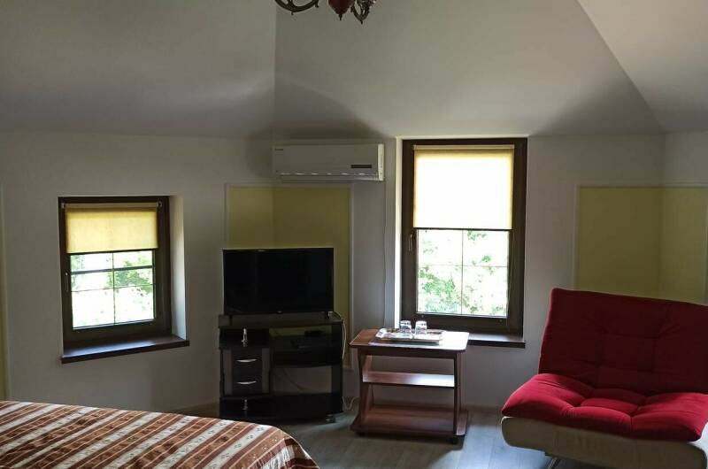 «Комфорт» трехместный