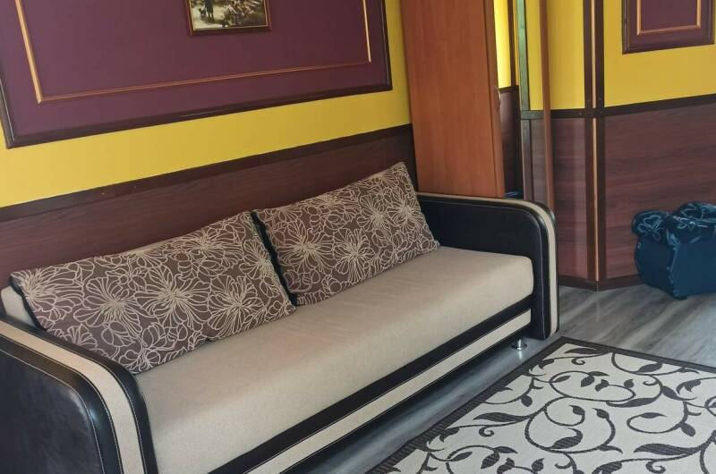 «Комфорт» трехместный с балконом