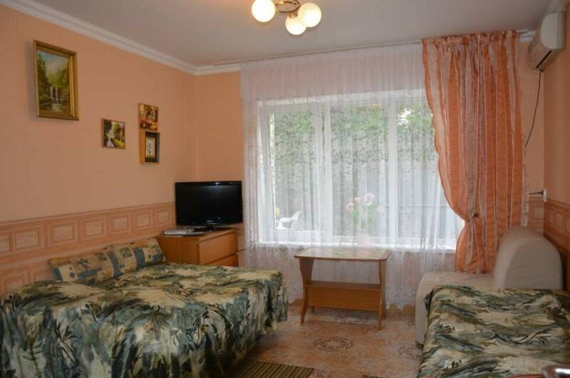 Однокомнатный с удобствами и кухней