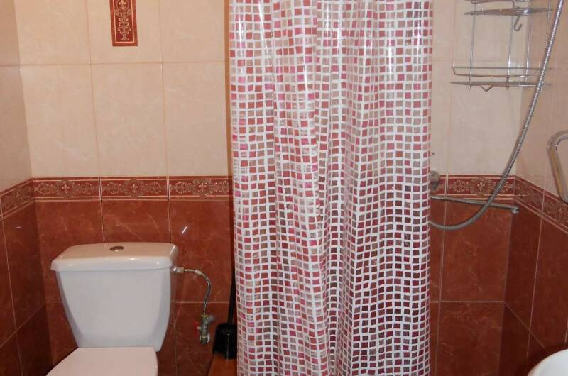 Однокомнатный с удобствами и кухней