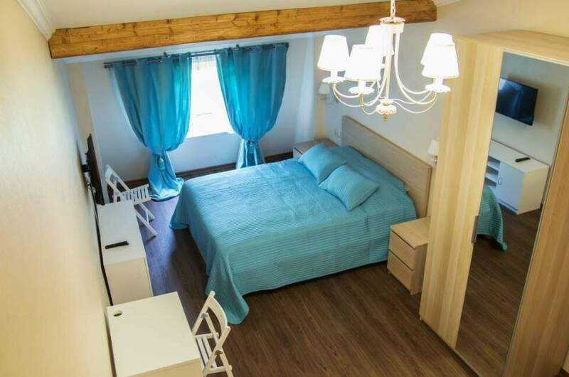 4 PAX (quarter) - четырехместный номер