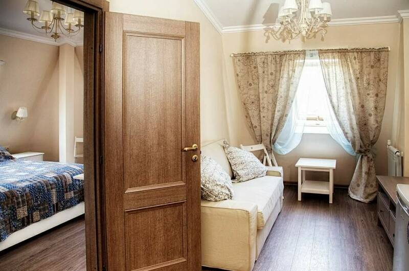 Suit (пятиместный двухкомнатный номер)