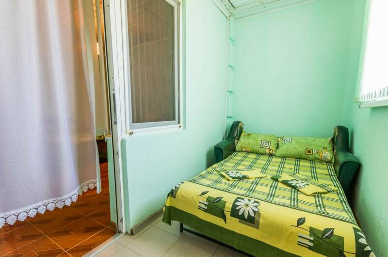 Двухкомнатный 6-ти местный