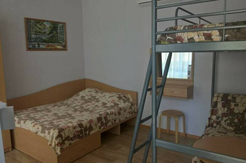 2-х местный номер с удобствами с 2 доп. м. (№ 3)