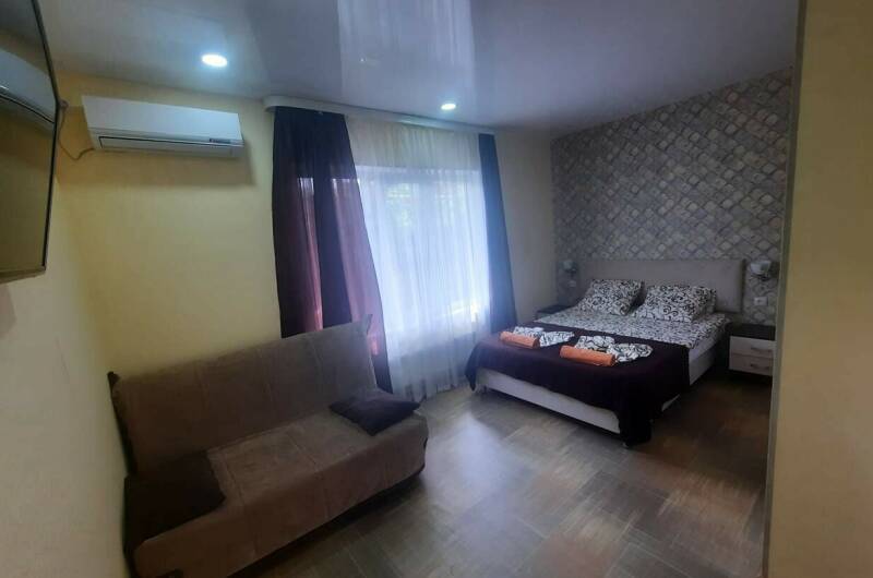 Двухкомнатные апартаменты на первом этаже