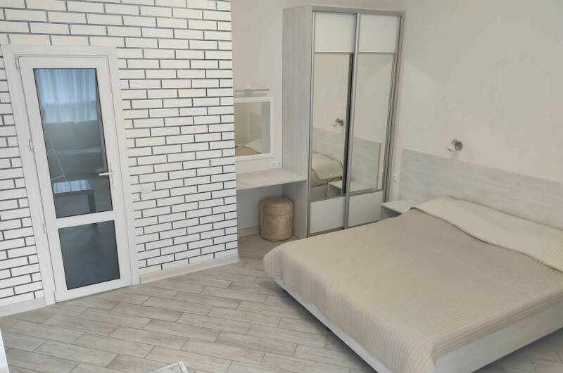 Студия 4-х местная с балконом