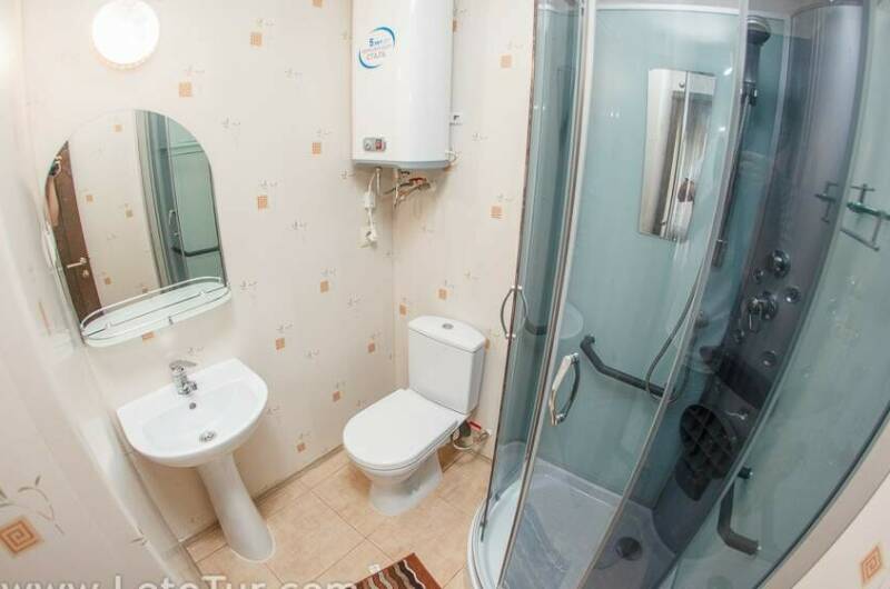 Двухкомнатный номер с кухней на 4 человека