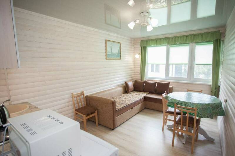 Семейный 2-х комн. номер с кухней (2 этаж)