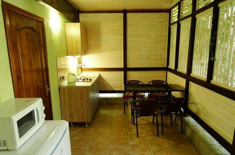 Семейный 2-х комнатный номер с кухней (1 этаж)