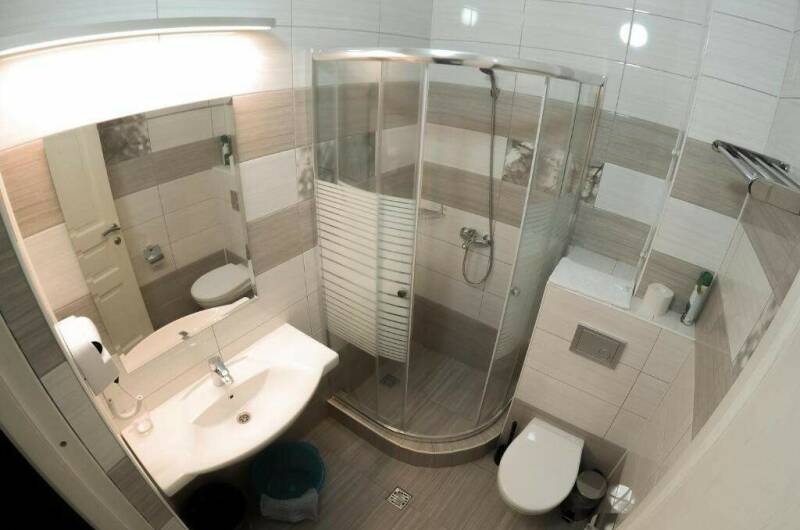 Двухкомнатный с балконом, панорамным видом на море