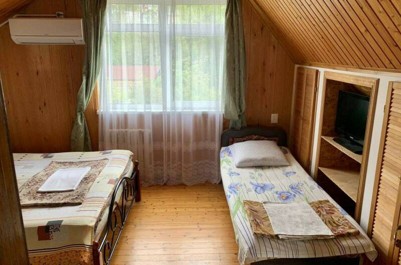 Эконом (2−4 места)