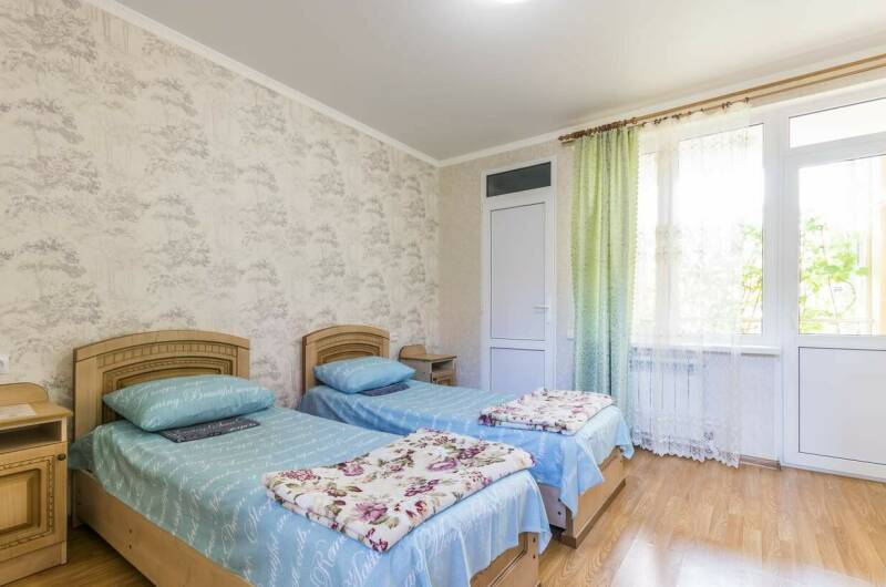 «Стандарт» 2х местный, с отдельным балконом