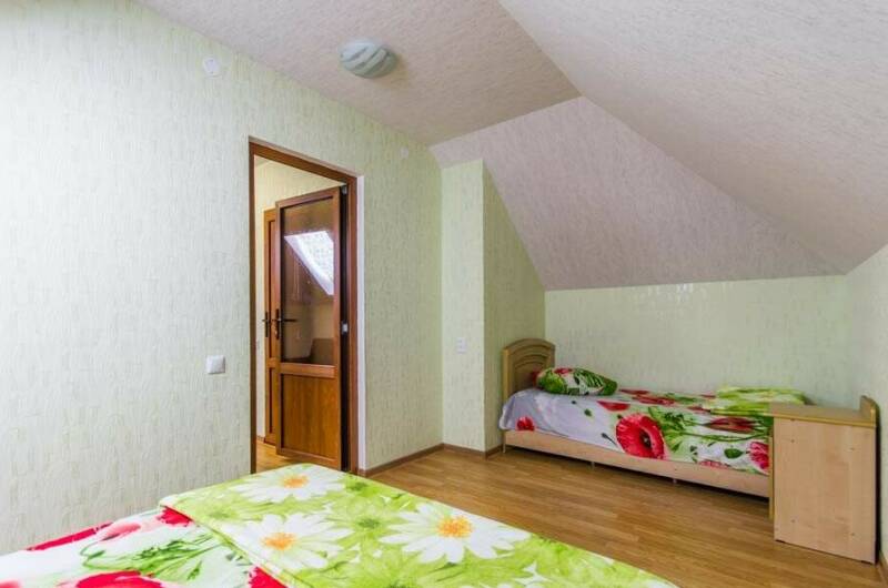 Двухкомнатный «Мансарда» 3−5 местный номер