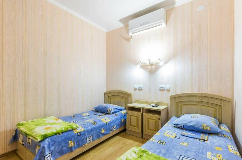 "Эконом плюс" 2х местный, кондиционер, ТВ, холод